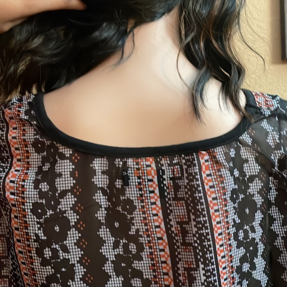 Apple Bottoms Top (1X) - Picture 10 of 13